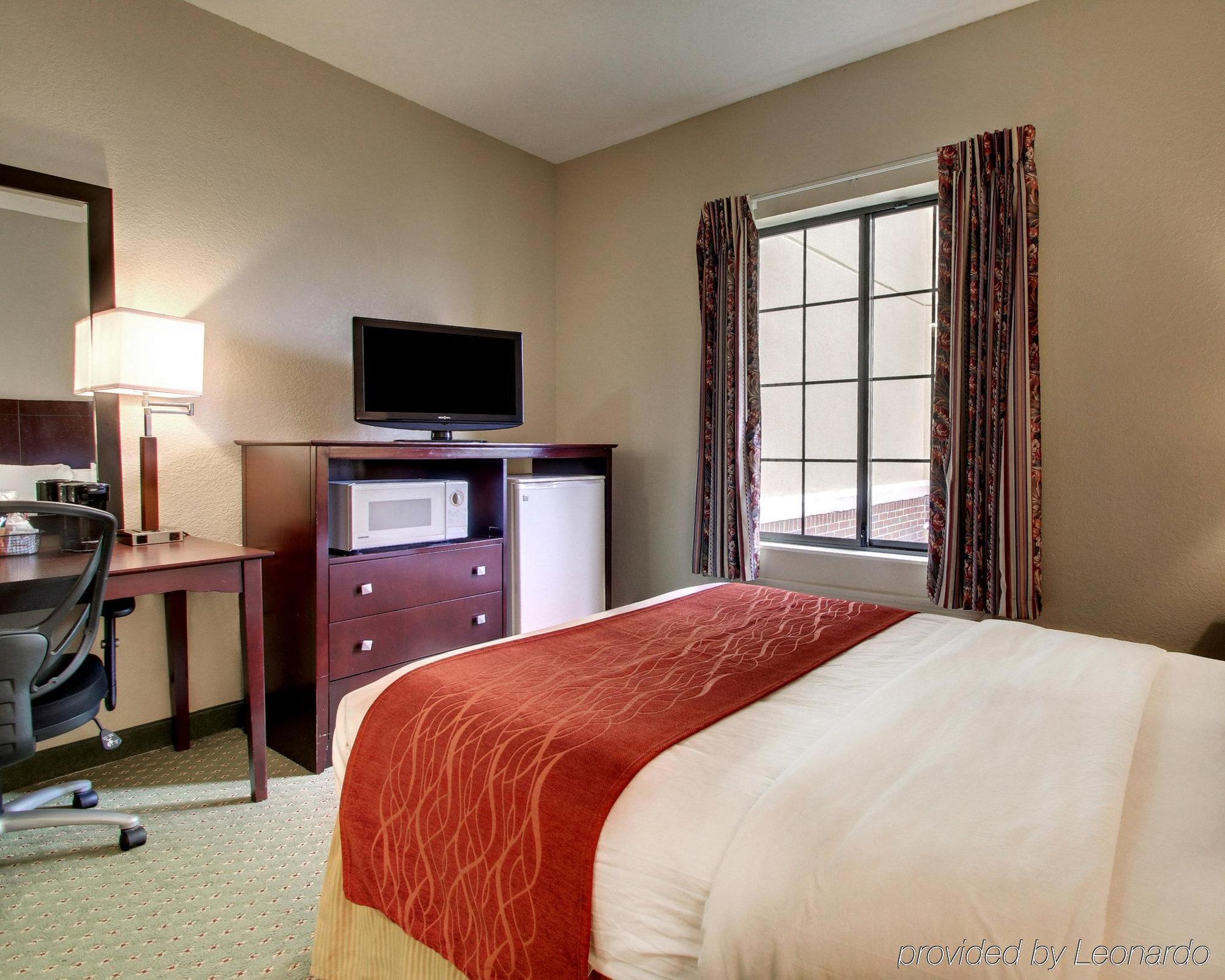 Columbia Inn & Suites Экстерьер фото