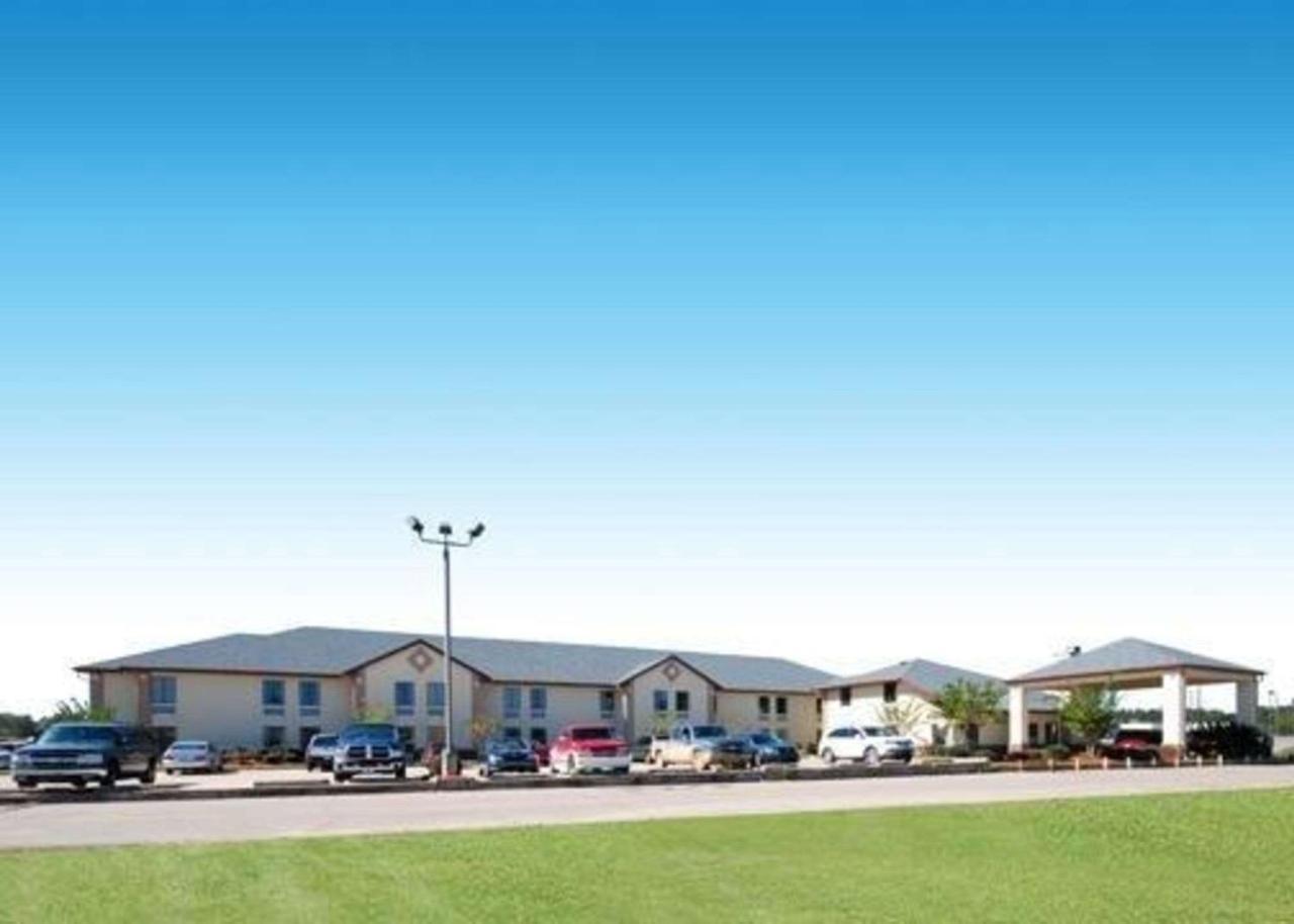 Columbia Inn & Suites Экстерьер фото